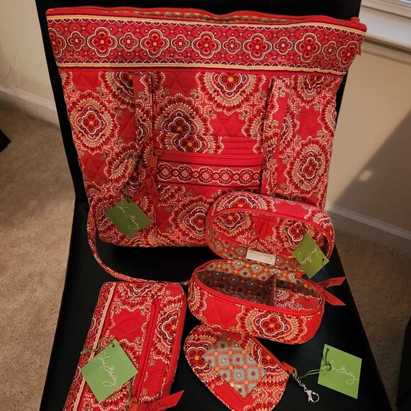 Vera Bradley Villager Paprika Set - Picture 1 of 5